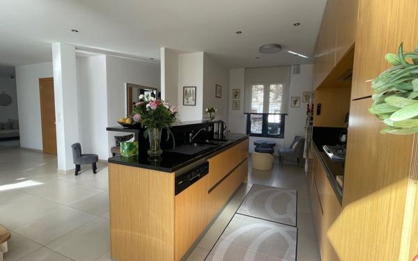 Maison à vendre    5 pièces •  La Varenne - Saint-Maur-des-Fossés