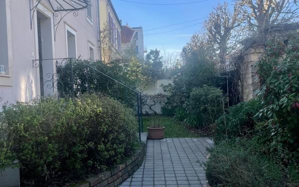 Maison à vendre    5 pièces •  La Varenne - Saint-Maur-des-Fossés