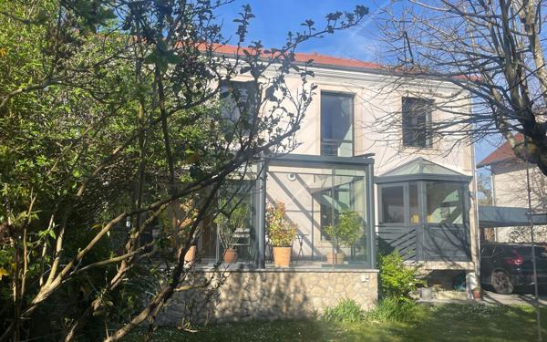 Maison à vendre    5 pièces •  La Varenne - Saint-Maur-des-Fossés
