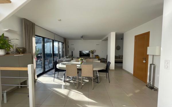 Maison à vendre    5 pièces •  La Varenne - Saint-Maur-des-Fossés