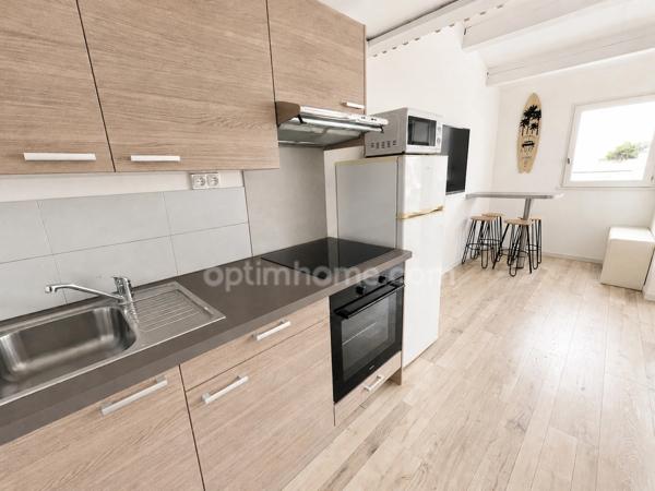 Appartement 29m2 rénové – Dernier étage avec balcon et parking privatif CAP D'AGDE (34)