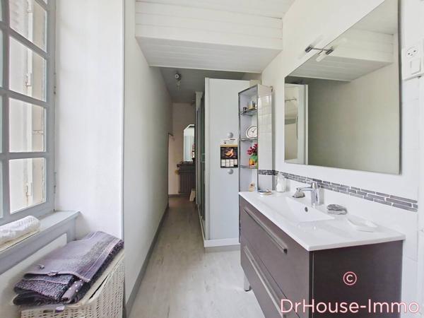 Maison à vendre 10 pièces de 208 m²