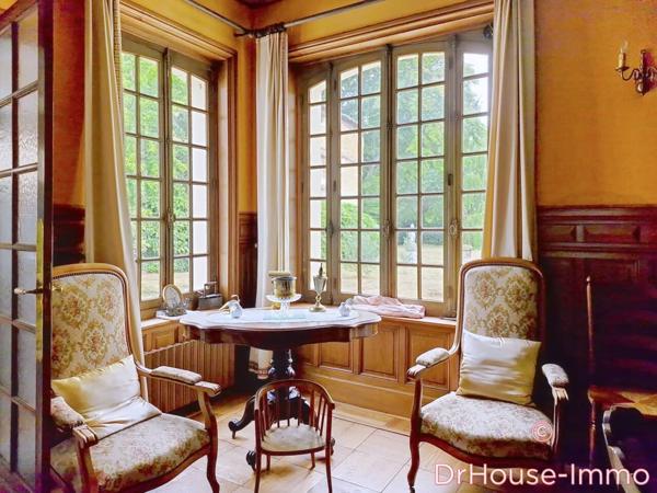 Maison à vendre 10 pièces de 208 m²