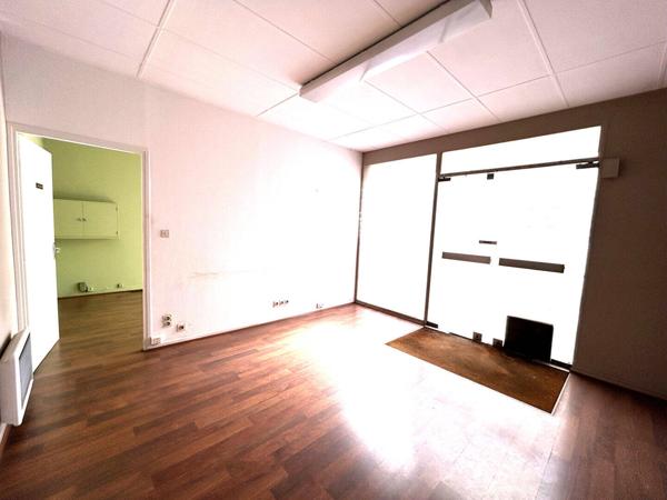 Local commercial 65 m² LYON