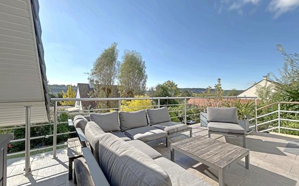 Maison à vendre    9 pièces • 216 m2 Gif-sur-Yvette