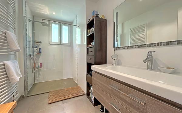 Maison à vendre    9 pièces • 216 m2 Gif-sur-Yvette