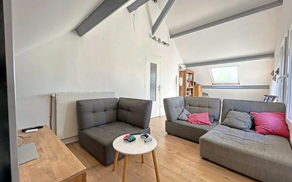 Maison à vendre    9 pièces • 216 m2 Gif-sur-Yvette