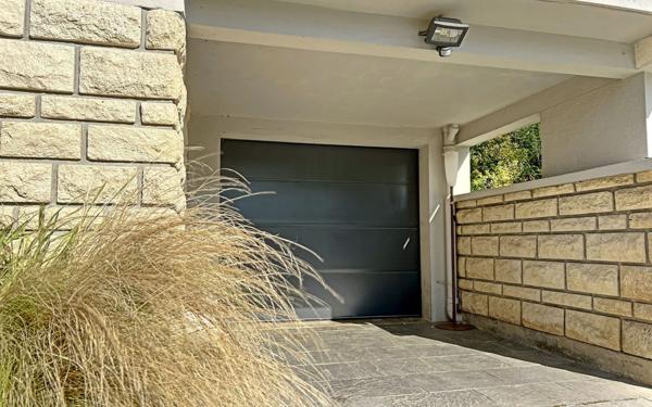 Maison à vendre    9 pièces • 216 m2 Gif-sur-Yvette