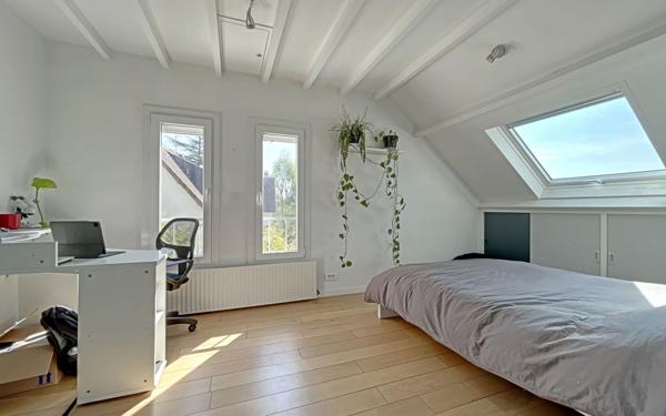 Maison à vendre    9 pièces • 216 m2 Gif-sur-Yvette
