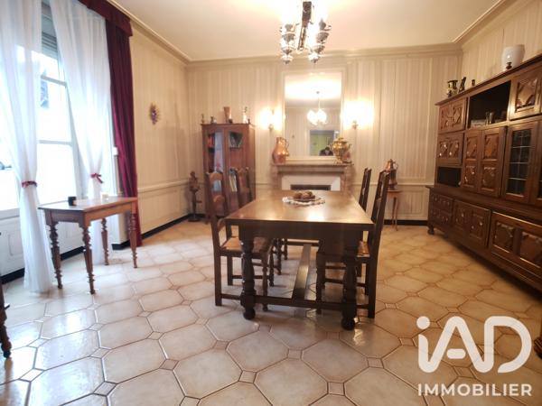 Maison à vendre 5 pièces 203 m² Saint-Calais