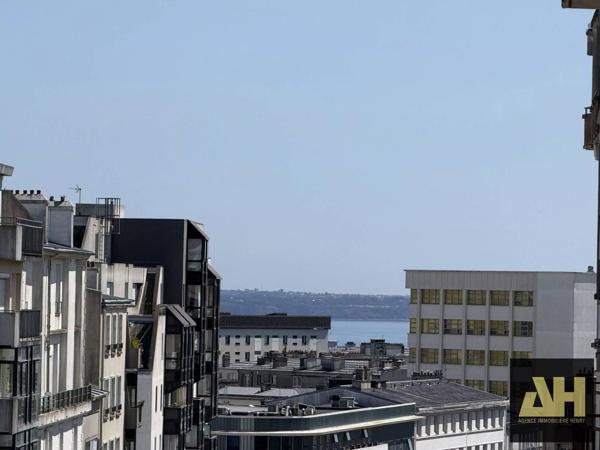 BREST CENTRE-VILLE - APPARTEMENT T5 DE 100 M² - 3EME ETAGE - PETITE COPROPRIETE