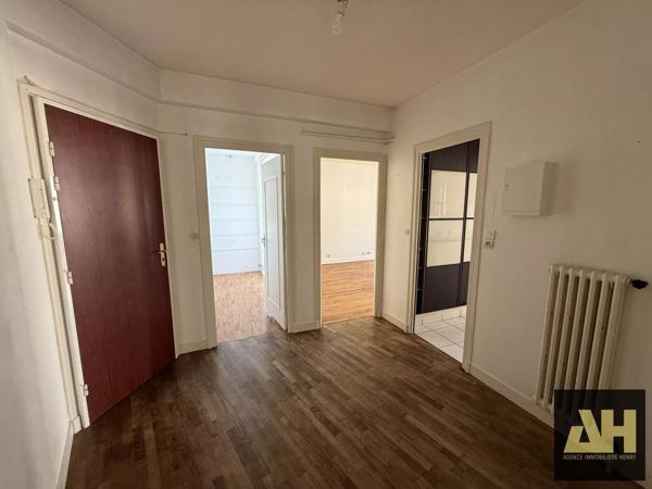 BREST CENTRE-VILLE - APPARTEMENT T5 DE 100 M² - 3EME ETAGE - PETITE COPROPRIETE