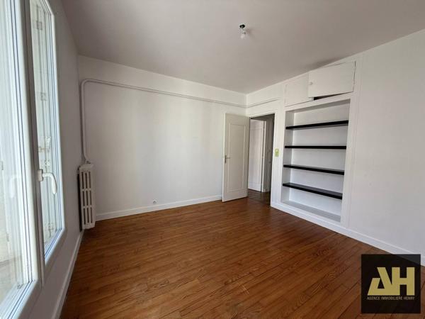 BREST CENTRE-VILLE - APPARTEMENT T5 DE 100 M² - 3EME ETAGE - PETITE COPROPRIETE