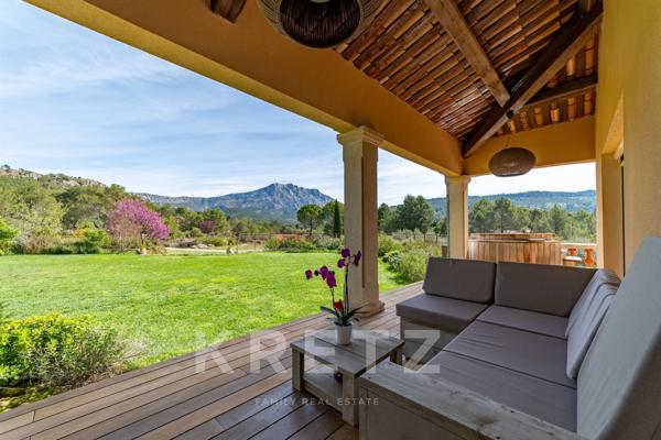 Aix-en-Provence. Propriété d'exception avec vue panoramique Sainte-Victoire, 430 m2, 4 hectares, oli