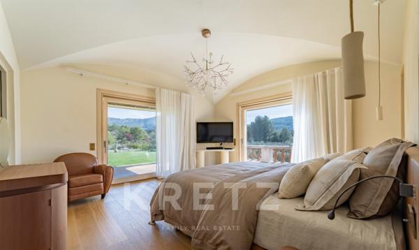 Aix-en-Provence. Propriété d'exception avec vue panoramique Sainte-Victoire, 430 m2, 4 hectares, oli