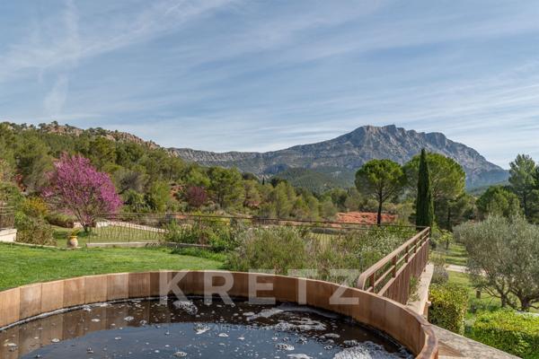 Aix-en-Provence. Propriété d'exception avec vue panoramique Sainte-Victoire, 430 m2, 4 hectares, oli