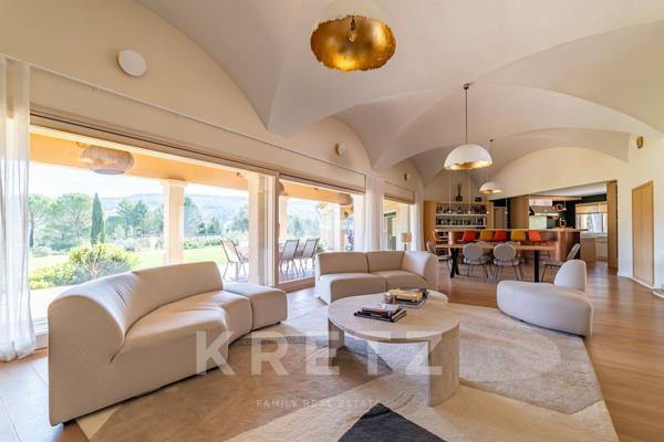 Aix-en-Provence. Propriété d'exception avec vue panoramique Sainte-Victoire, 430 m2, 4 hectares, oli