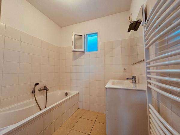 Appartement T3 à louer à VESCOVATO