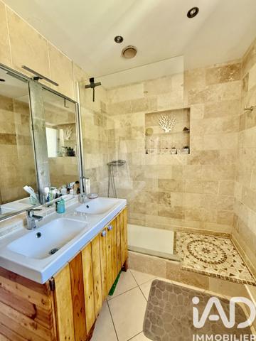 Maison à vendre 7 pièces 127 m² Le Cannet-des-Maures