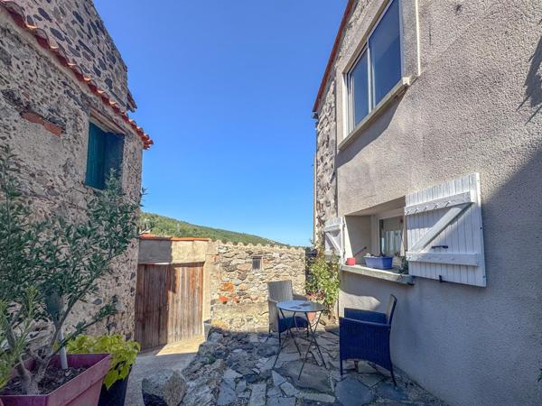 MAISON DE VILLAGE 68m2 avec TERRASSE