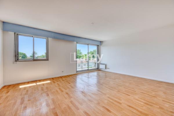 Parking + appartement