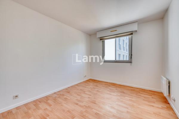 Parking + appartement
