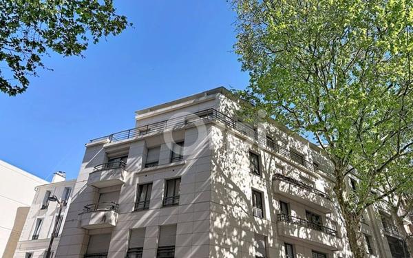 Appartement à vendre    4 pièces • 95,61 m2 Paris 15