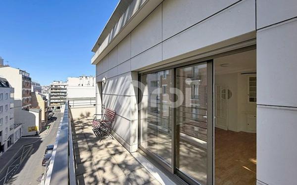 Appartement à vendre    4 pièces • 95,61 m2 Paris 15