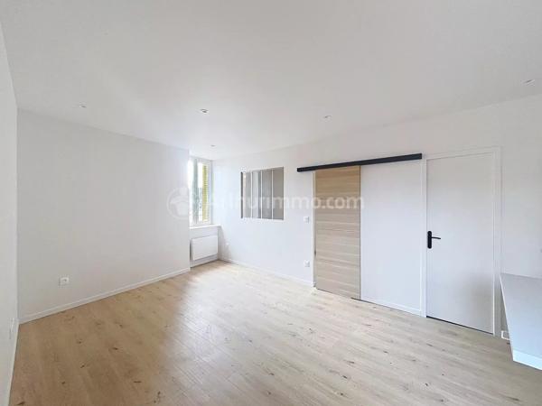 Location                                                      Appartement
                        
                     2 pièces                      36 m2                     à Beaumont