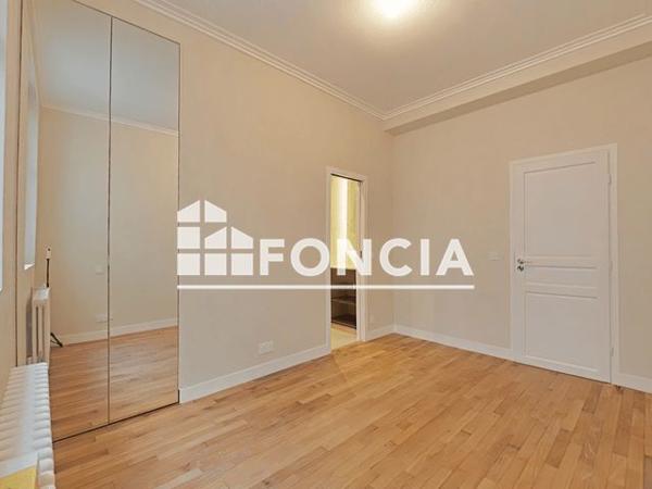 Location Appartement 2 pièces 28.77 m² - 58 RUE GUY MOQUET Paris 75017