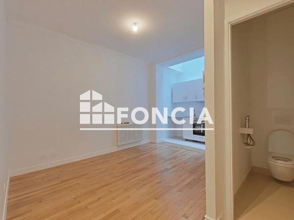 Location Appartement 2 pièces 28.77 m² - 58 RUE GUY MOQUET Paris 75017