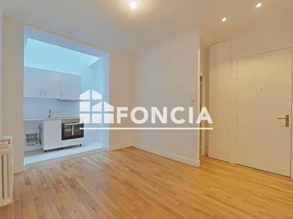 Location Appartement 2 pièces 28.77 m² - 58 RUE GUY MOQUET Paris 75017