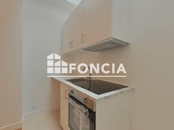 Location Appartement 2 pièces 28.77 m² - 58 RUE GUY MOQUET Paris 75017