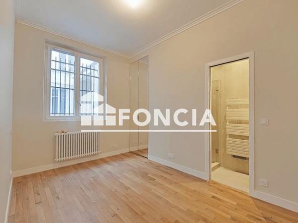 Location Appartement 2 pièces 28.77 m² - 58 RUE GUY MOQUET Paris 75017