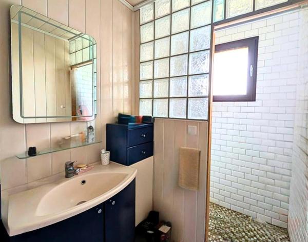 Maison de plain-pied à vendre  Malville