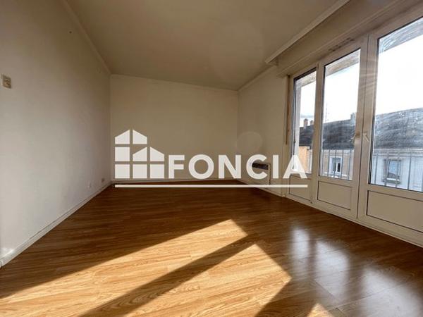 Location Appartement 3 pièces 60.7 m² - 22-24 RUE JEAN DE LOISY Mulhouse 68100