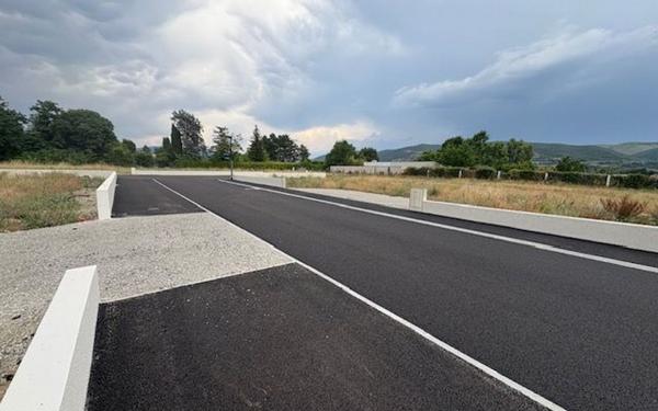 Terrain à vendre    Peyruis