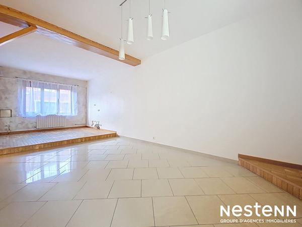 Maison Sin Le Noble 5 pièce(s) 115 m2 - 4 chambres possibles + garage - 133 500 euros.