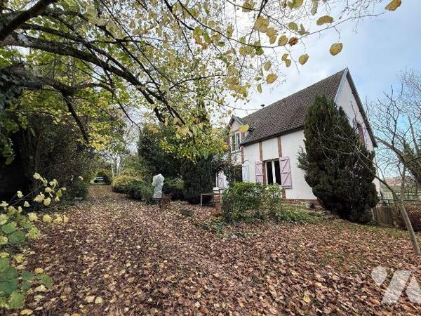 Maison à Vendre à Messon (10190) en Aube (10) 

Située à Messon, cette maison de 162 m² habit...