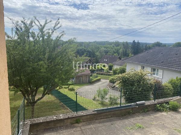 Maison individuelle avec un terrain de 11 ares constructible