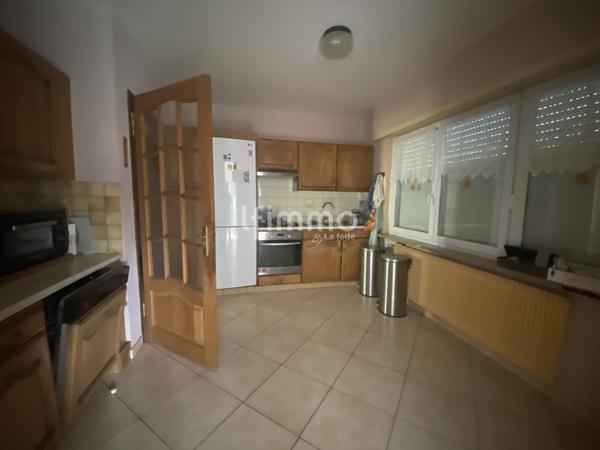 Maison individuelle avec un terrain de 11 ares constructible