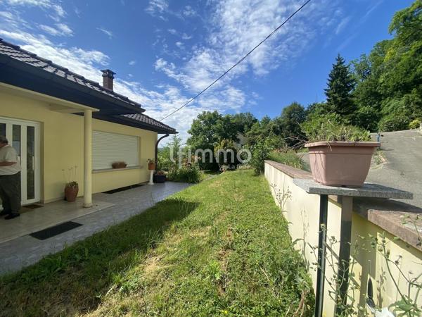 Maison individuelle avec un terrain de 11 ares constructible