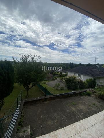 Maison individuelle avec un terrain de 11 ares constructible