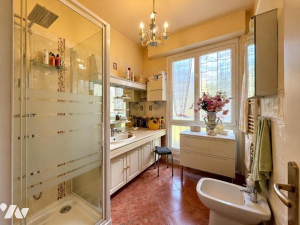SAINT-MALO - Saint-Servan - Appartement T4 de 104,5 m² - 3 chambres - Balcon - Ascenseur - 2 pking
