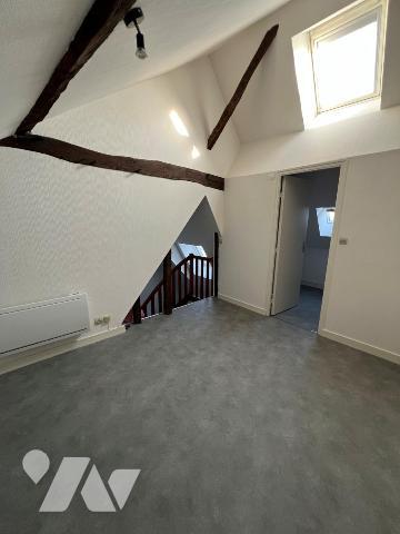 Immeuble à vendre centre bourg des Rosiers sur Loire