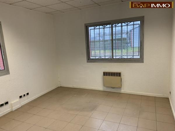Entrepôt à vendre, 300 m² - Lisieux 14100