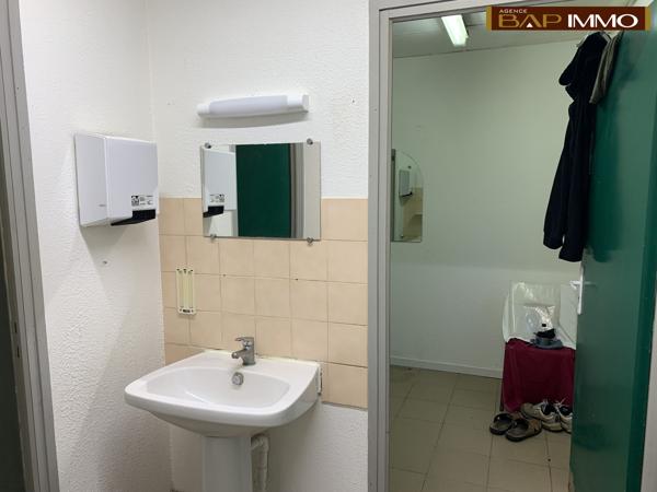 Entrepôt à vendre, 300 m² - Lisieux 14100