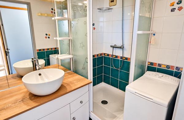 LA CIOTAT – T2 DUPLEX AVEC TERRASSE ET VUE MER, À 150 M DE LA PLAGE