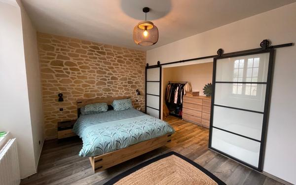 Maison à vendre    6 pièces • 425 m2 Saint-Sever