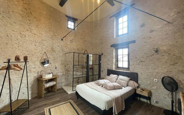 Maison à vendre    6 pièces • 425 m2 Saint-Sever